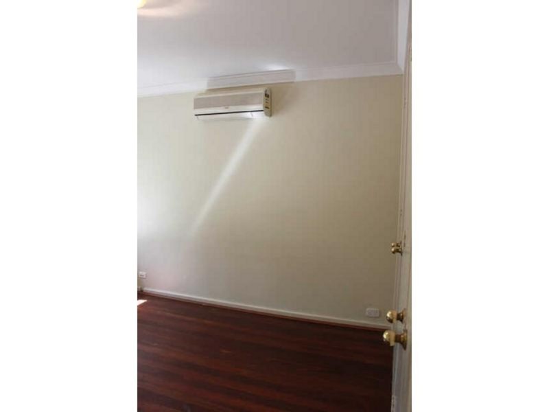 5 Harewood Street, Forrestfield WA 6058
