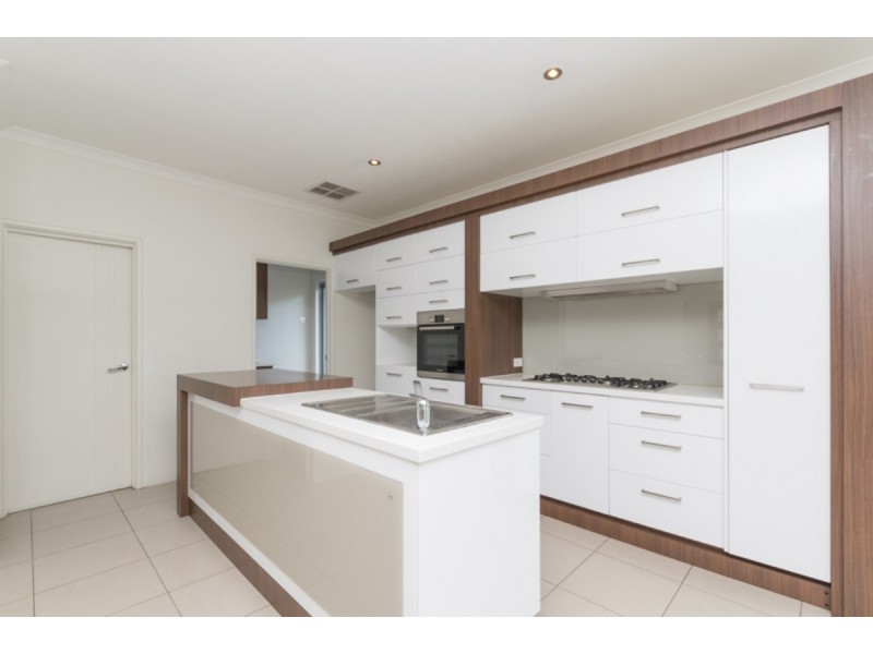 2/60 Gardiner Street, Belmont WA 6104