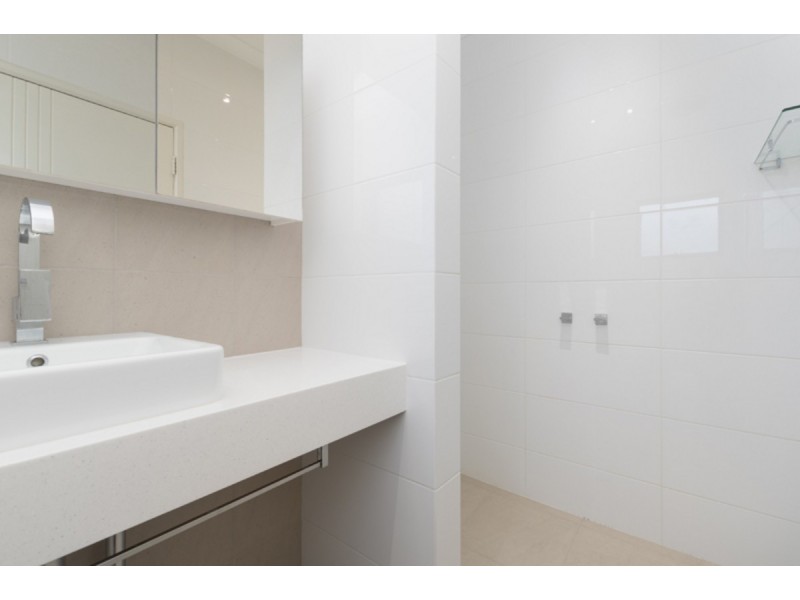 2/60 Gardiner Street, Belmont WA 6104