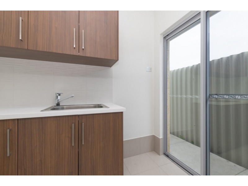 2/60 Gardiner Street, Belmont WA 6104