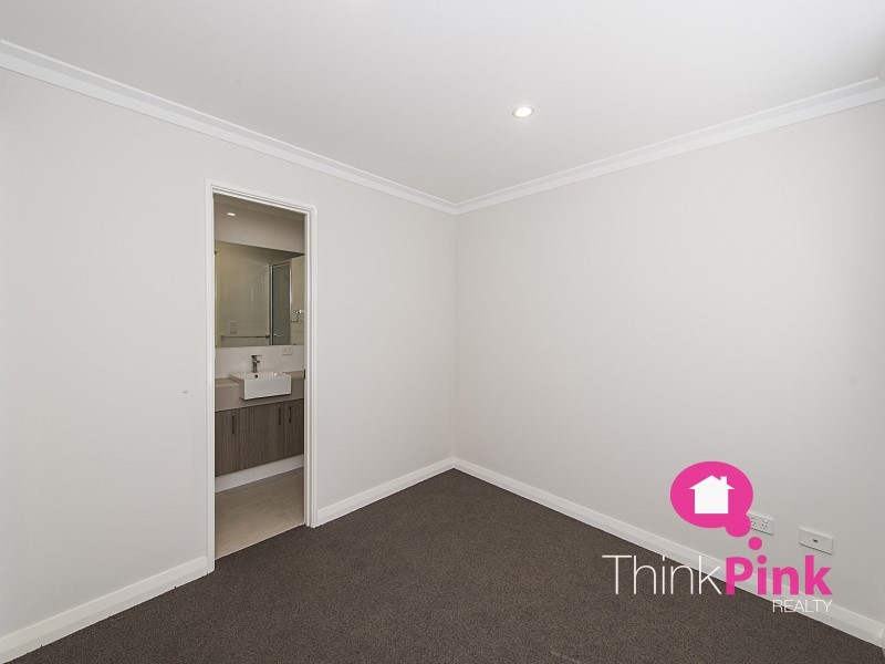 2/316 Hardey Road, Cloverdale WA 6105