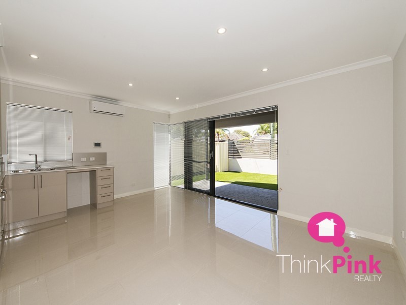 2/316 Hardey Road, Cloverdale WA 6105