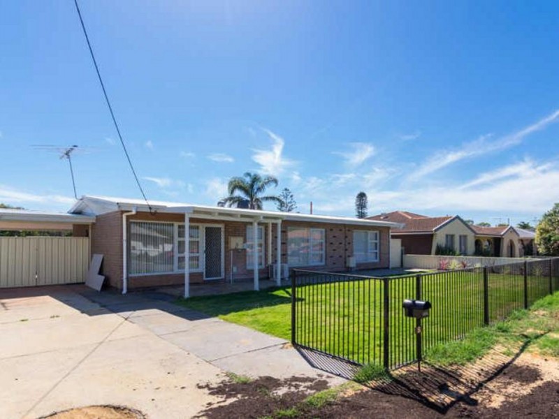 8 Maria Street, Dudley Park WA 6210