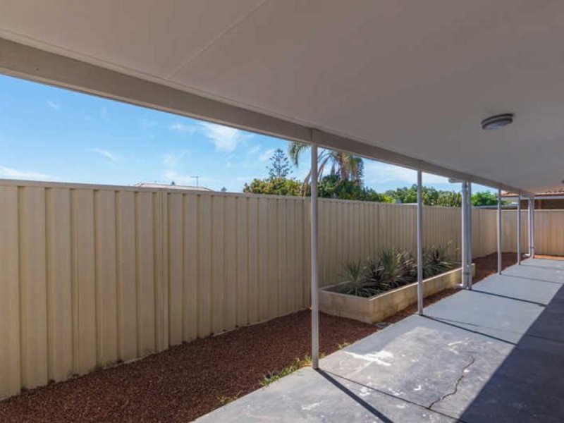 8 Maria Street, Dudley Park WA 6210