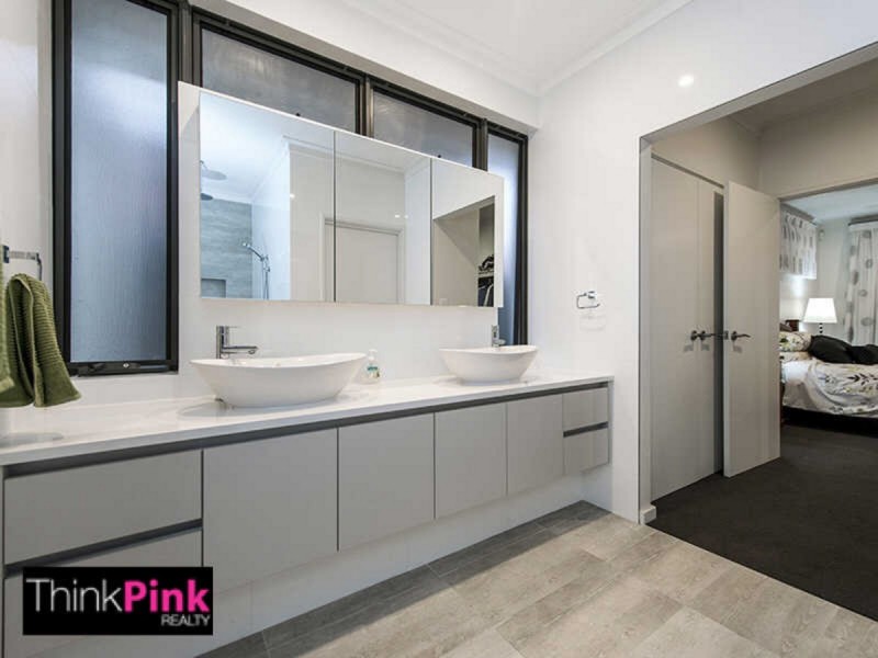 167 Knutsford Avenue, Rivervale WA 6103