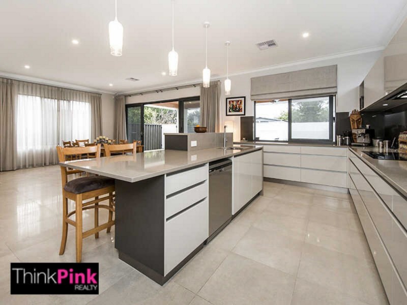 167 Knutsford Avenue, Rivervale WA 6103