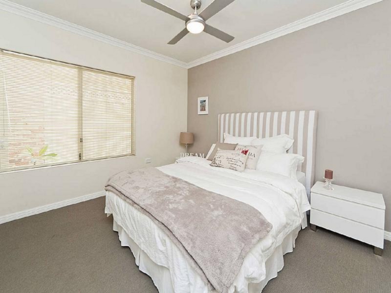 5 Stanton Road, Redcliffe WA 6104