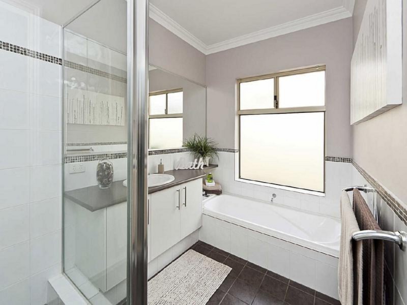 5 Stanton Road, Redcliffe WA 6104