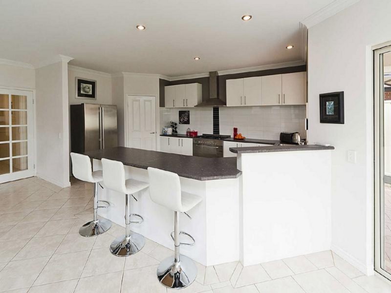 5 Stanton Road, Redcliffe WA 6104