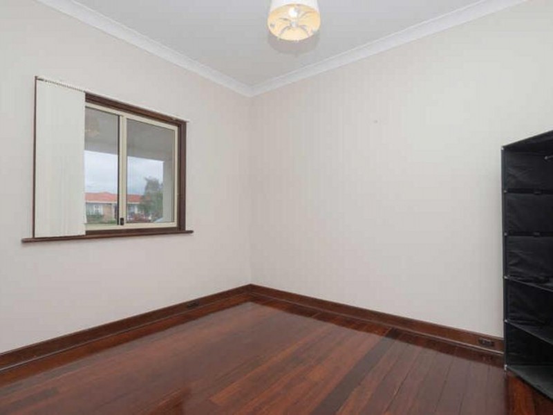 169 Knutsford Avenue, Rivervale WA 6103