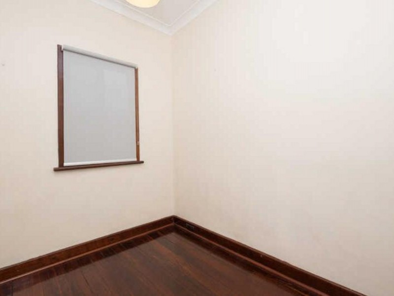 169 Knutsford Avenue, Rivervale WA 6103