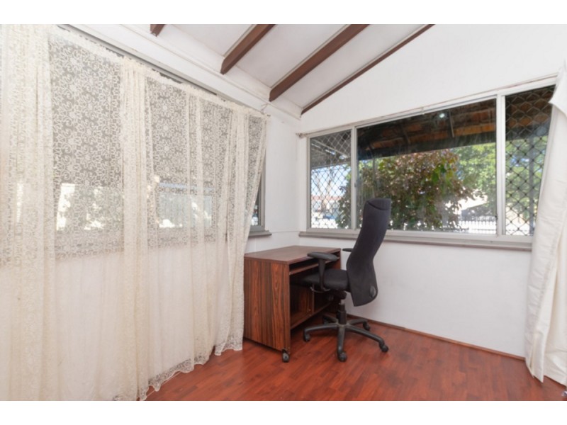 60 Rushton Street, Burswood WA 6100