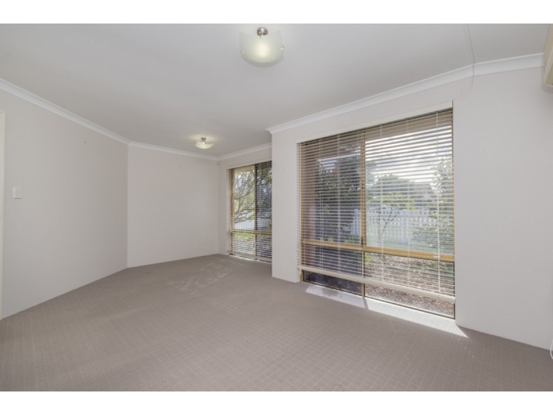 11 Tuckett Street, Carlisle WA 6101