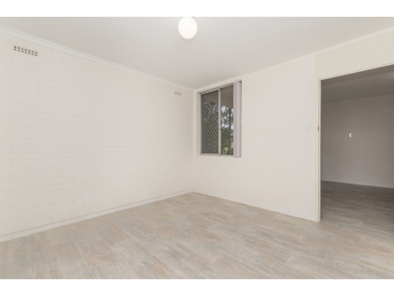 4/2 Minora Place, Rivervale WA 6103