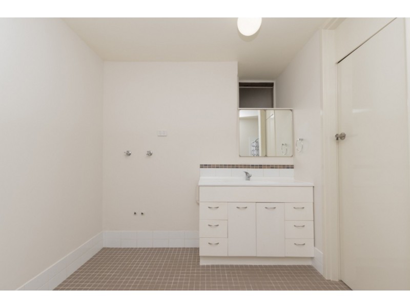 4/2 Minora Place, Rivervale WA 6103