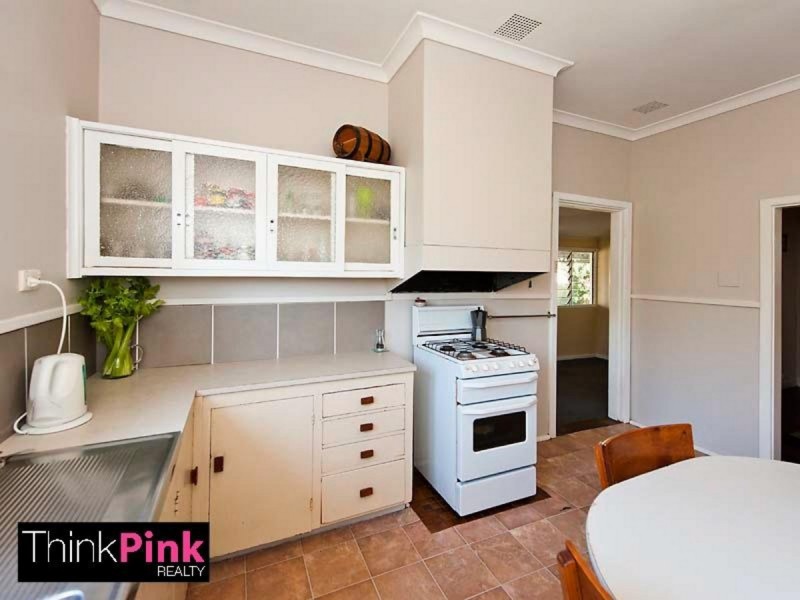 25 Jupiter Street, Carlisle WA 6101