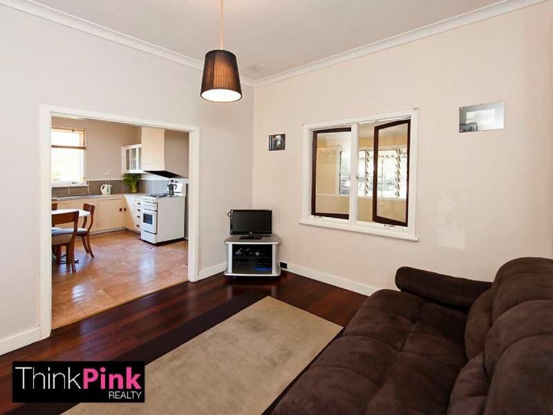 25 Jupiter Street, Carlisle WA 6101