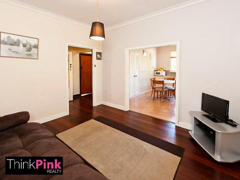 25 Jupiter Street, Carlisle WA 6101