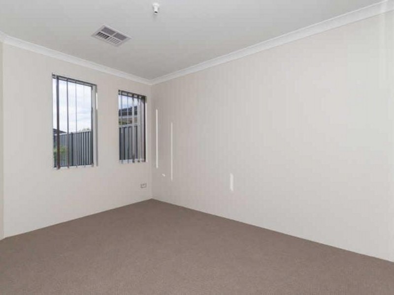 90 Keane Street, Cloverdale WA 6105