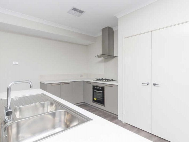 90 Keane Street, Cloverdale WA 6105