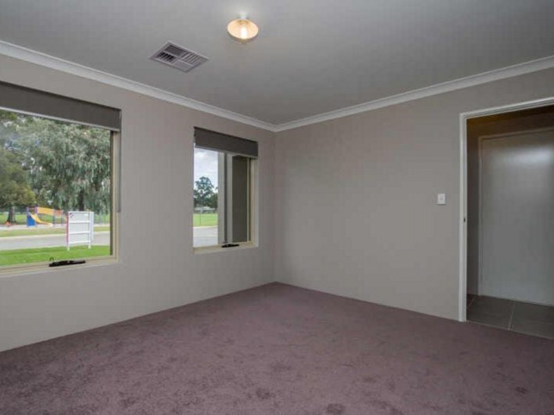 307B Fisher Street, Cloverdale WA 6105