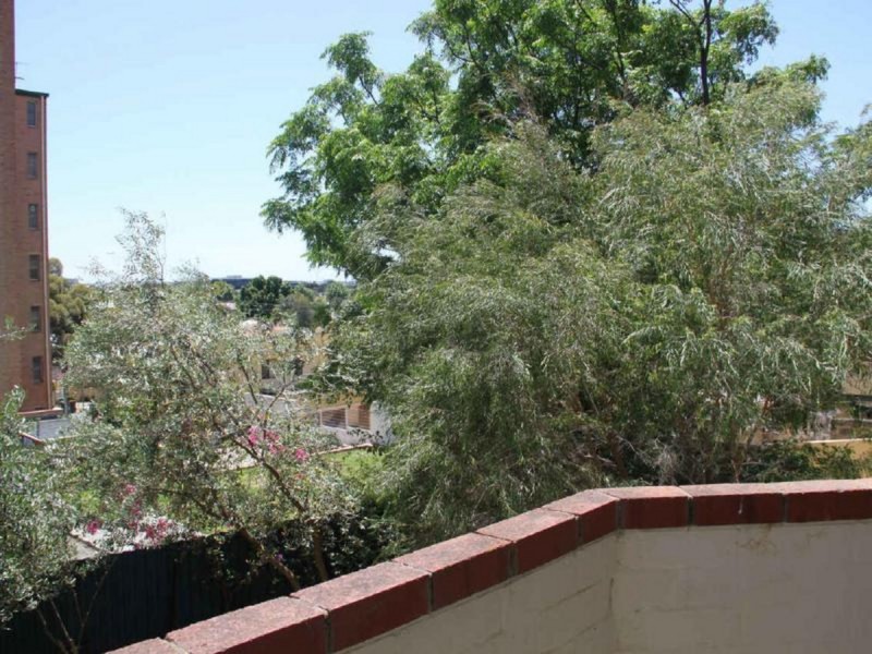 18/57 King George Street, Victoria Park WA 6100