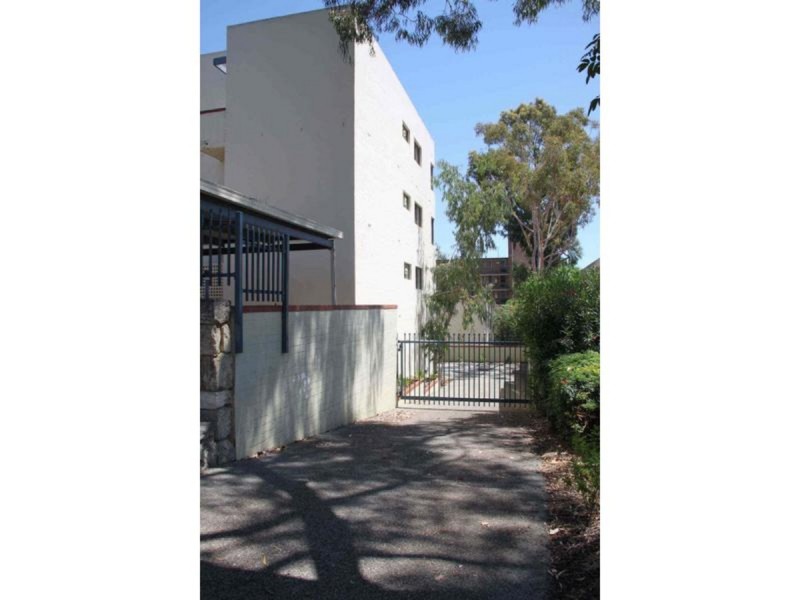 18/57 King George Street, Victoria Park WA 6100