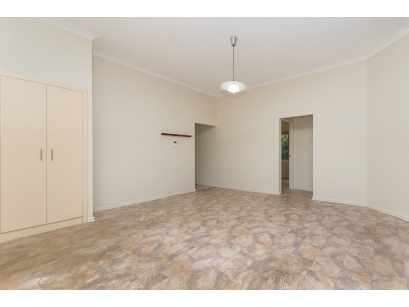 236C/Rutland Avenue, Carlisle WA 6101