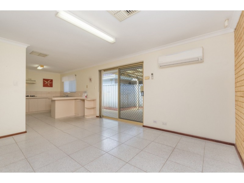 27 Galaxy Way, Carlisle WA 6101