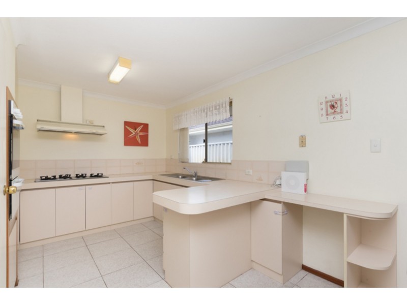 27 Galaxy Way, Carlisle WA 6101