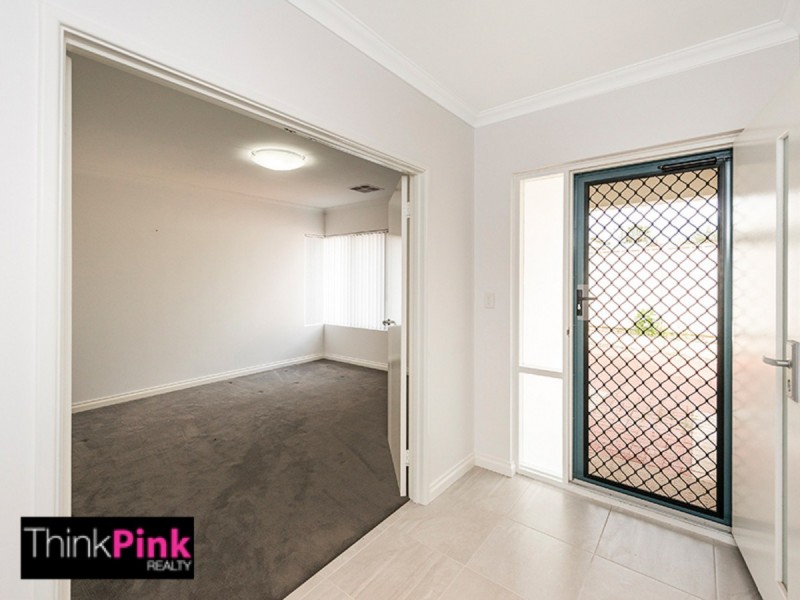 2/388 Belgravia Street, Cloverdale WA 6105