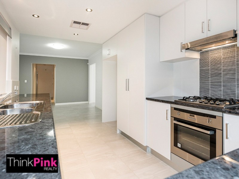 2/388 Belgravia Street, Cloverdale WA 6105