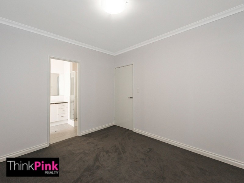 2/388 Belgravia Street, Cloverdale WA 6105