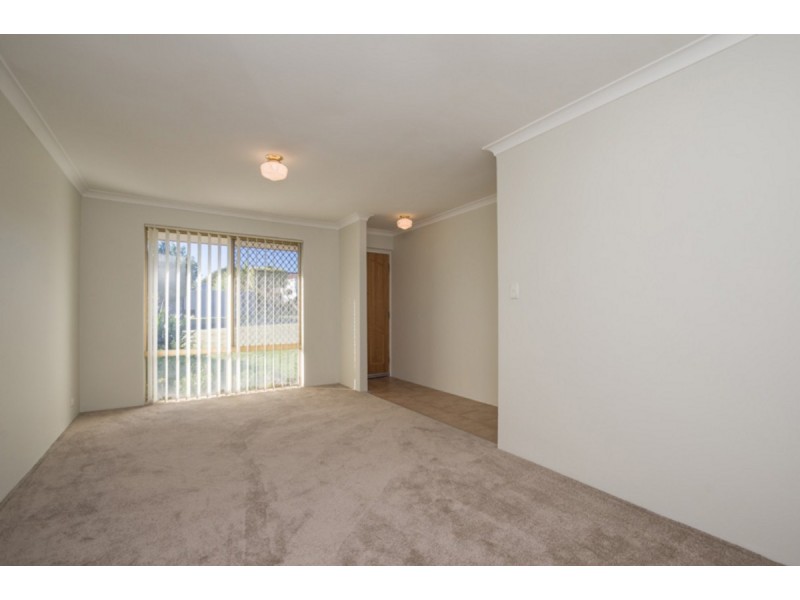 2 Yukon Place, Beechboro WA 6063