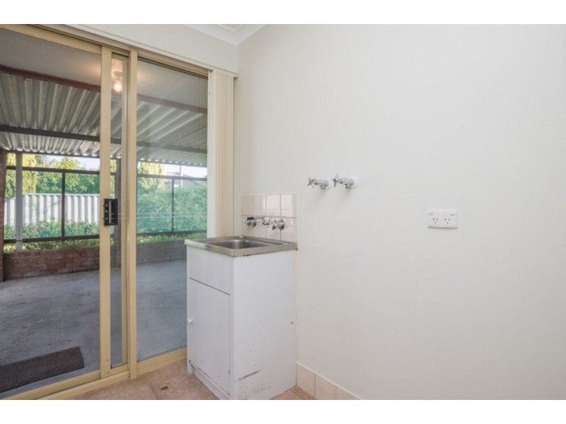 2 Yukon Place, Beechboro WA 6063