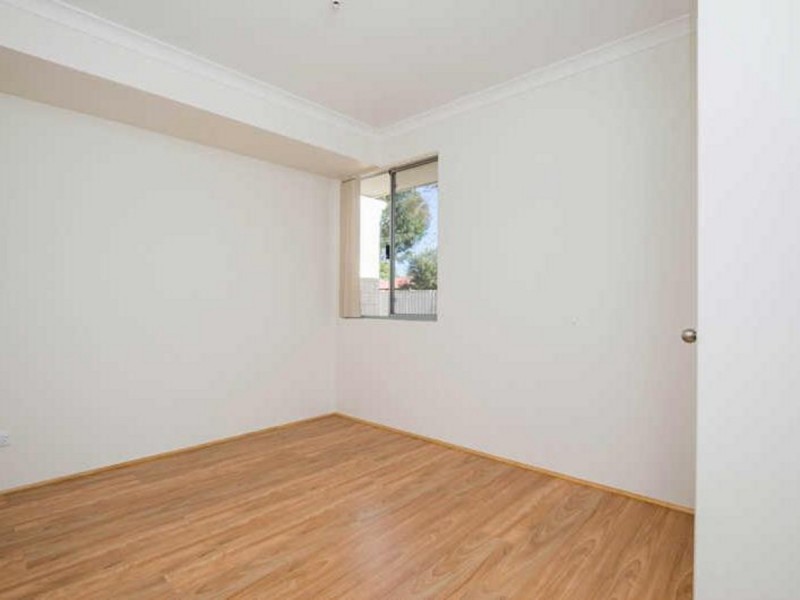 201B Treasure Road, Queens Park WA 6107