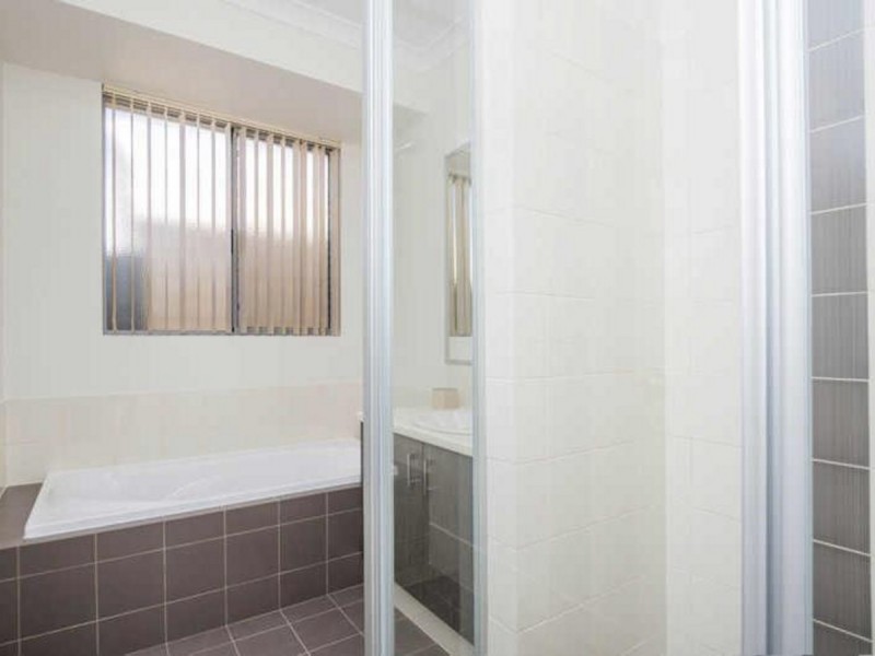 201B Treasure Road, Queens Park WA 6107