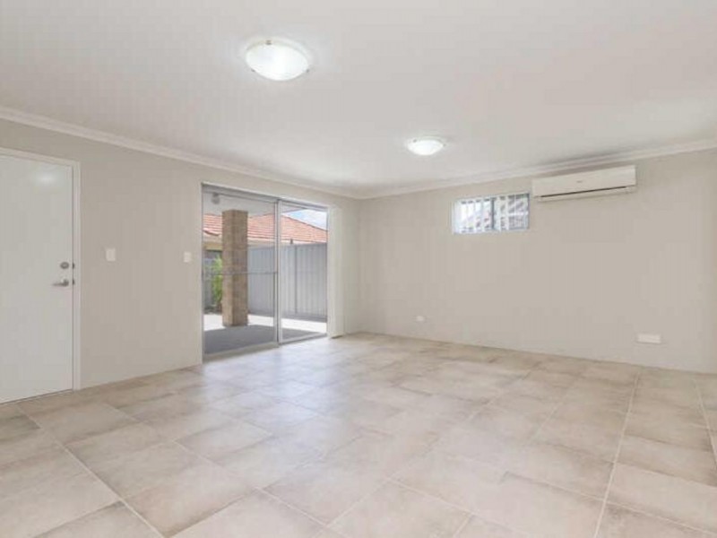 209 Surrey Road, Rivervale WA 6103