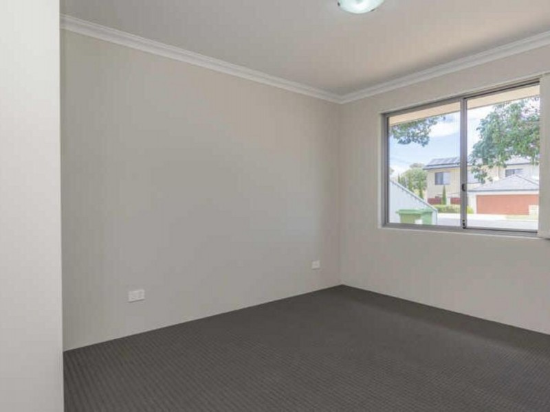 209 Surrey Road, Rivervale WA 6103