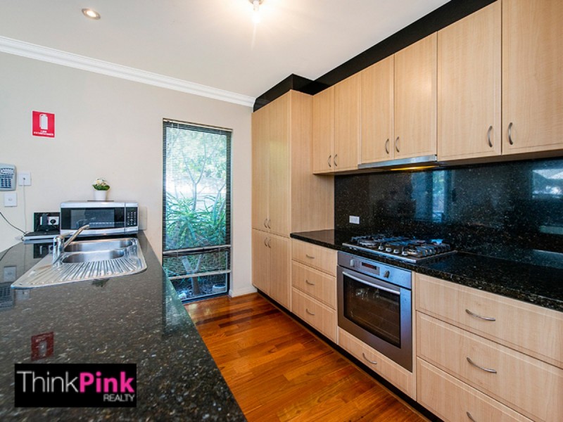 1/11 Salisbury Road, Rivervale WA 6103