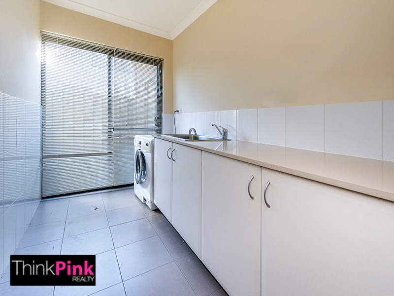 1/11 Salisbury Road, Rivervale WA 6103