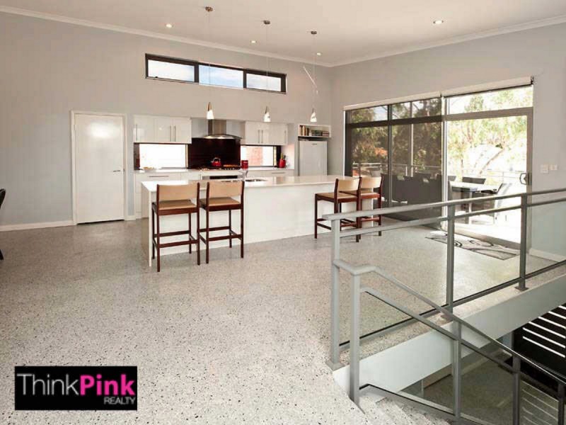 21 Norwood Road, Rivervale WA 6103