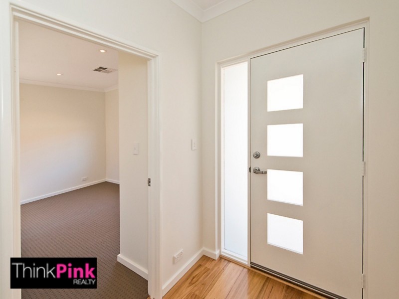 8B Asteroid Way, Carlisle WA 6101