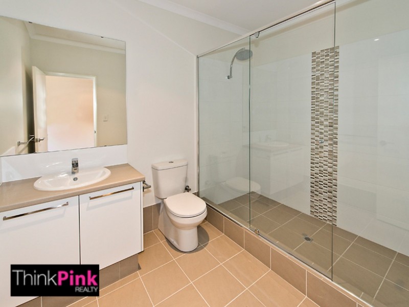 8B Asteroid Way, Carlisle WA 6101