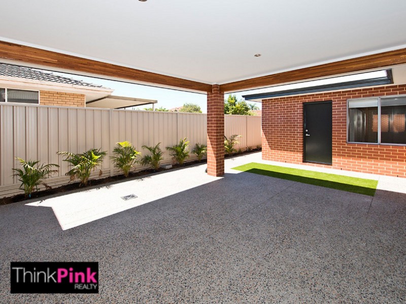 8B Asteroid Way, Carlisle WA 6101
