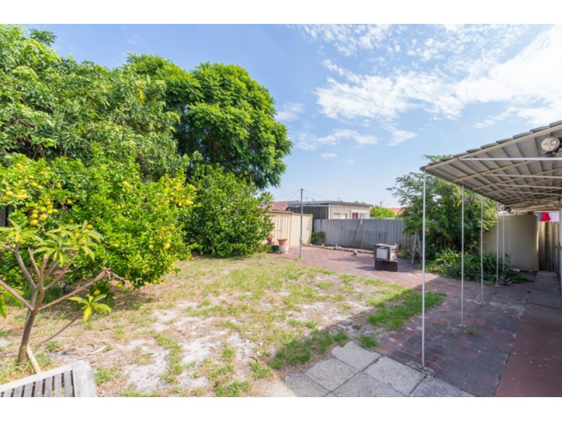 11 Apollo Way, Carlisle WA 6101