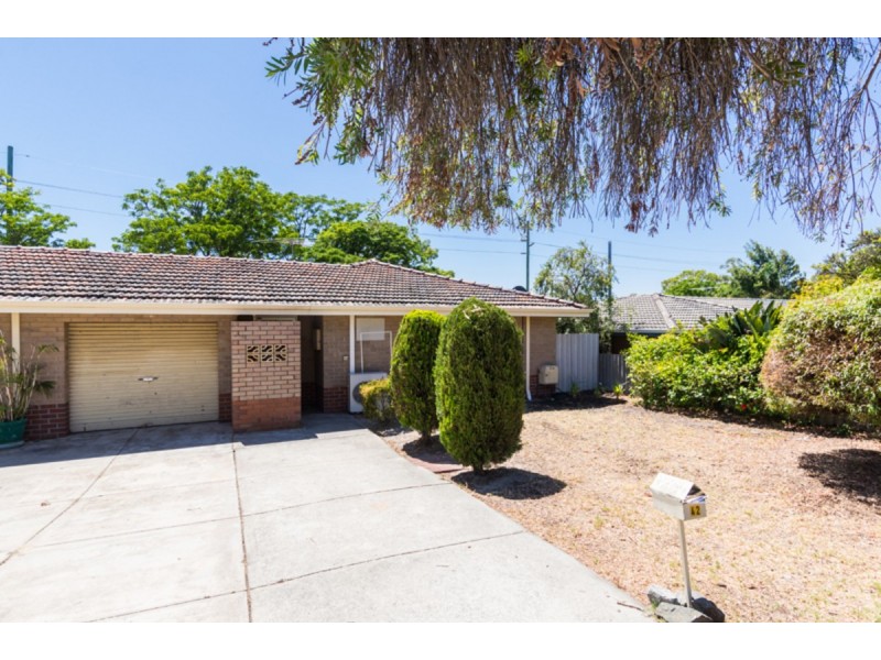 42 Galaxy Way, Carlisle WA 6101