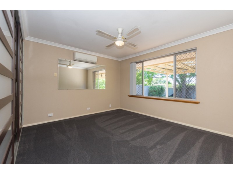 42 Galaxy Way, Carlisle WA 6101