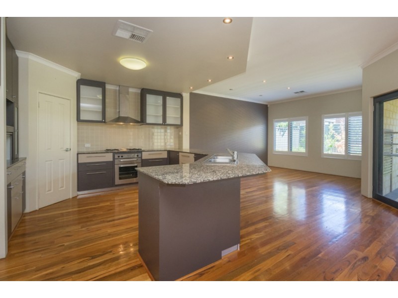 13 Weston Street, Carlisle WA 6101