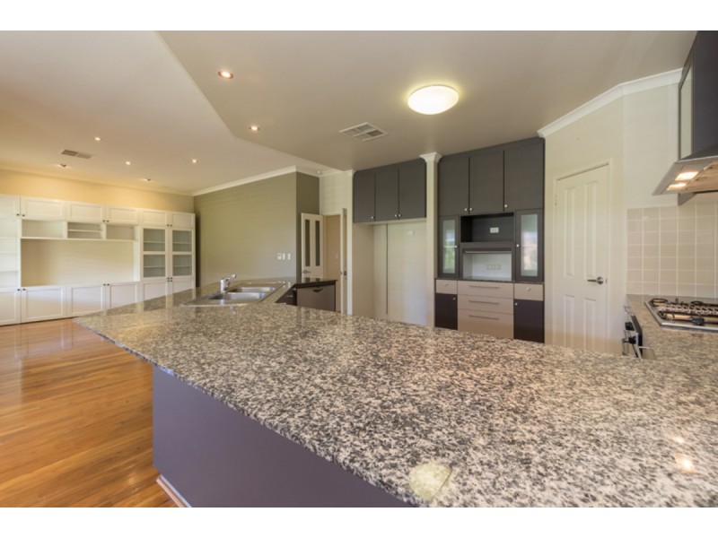 13 Weston Street, Carlisle WA 6101